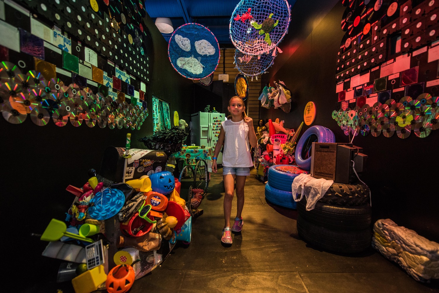 Calder_Kamin_Dream_Tomorrow_Today_Doseum